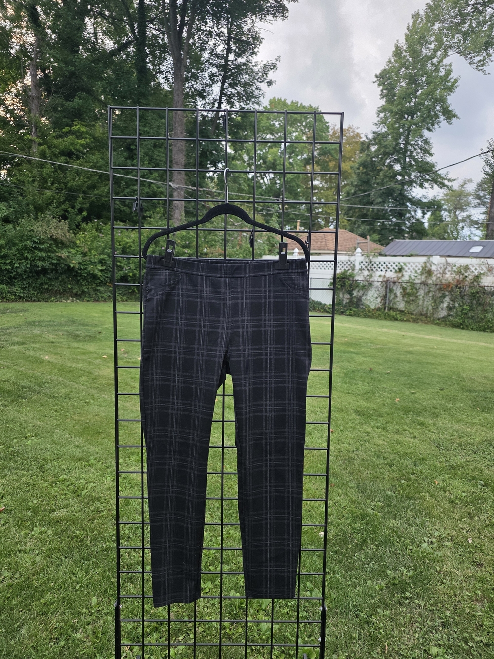 Sanctuary Black Plaid Ankle Pants